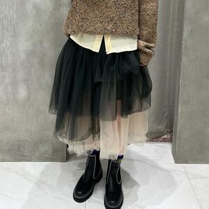 *NWT* LAYERED MESH SKIRT 🌲🤍